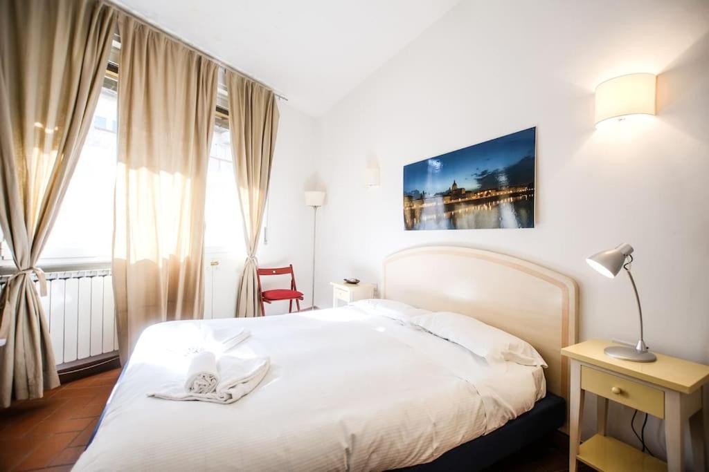 Nice Apartment Near Ponte Vecchio ฟลอเรนซ์ ภายนอก รูปภาพ