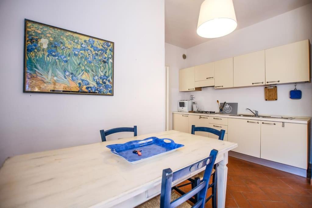 Nice Apartment Near Ponte Vecchio ฟลอเรนซ์ ภายนอก รูปภาพ